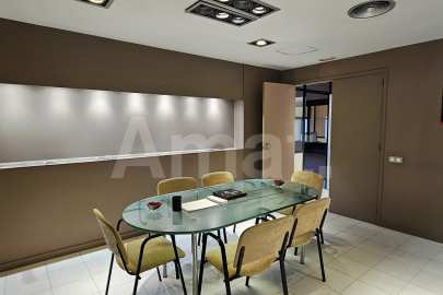 Naus cantoneres amb gran visibilitat a Molins de Rei -7