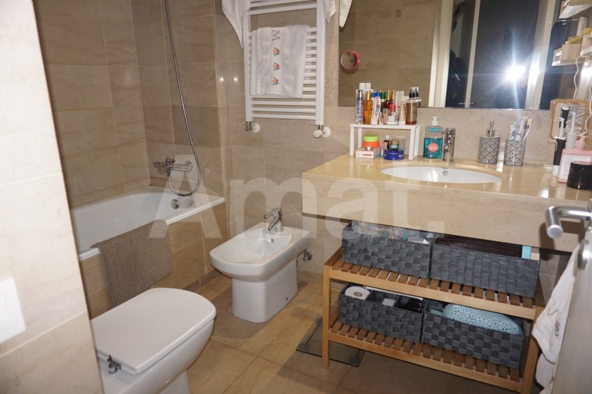 Bonic pis amb terrassa		 -7