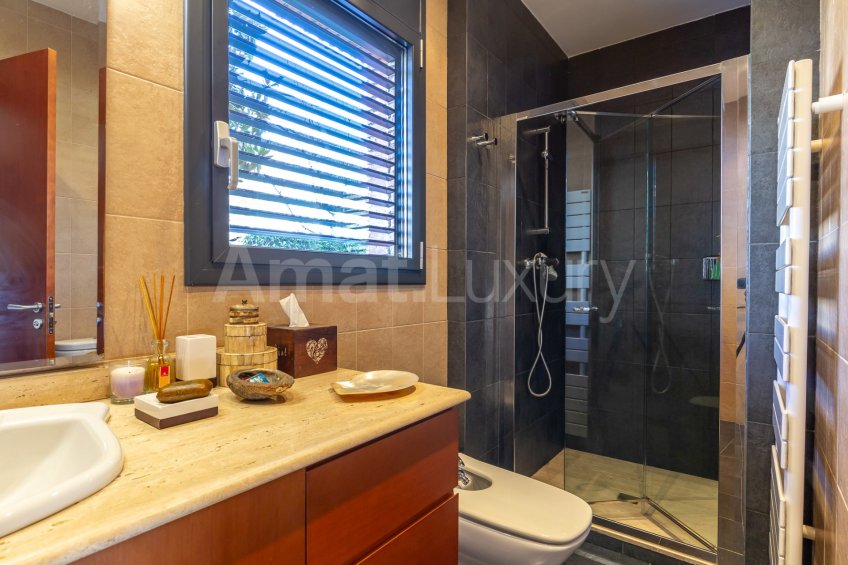 Extraordinaria casa de alto standing en zona Rossinyol de Sant Cugat -18