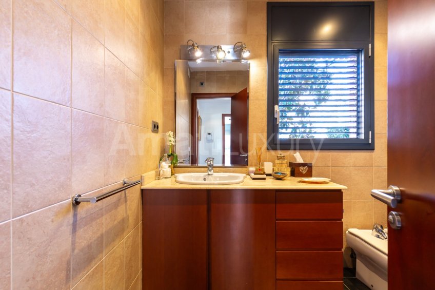 Extraordinaria casa de alto standing en zona Rossinyol de Sant Cugat -19