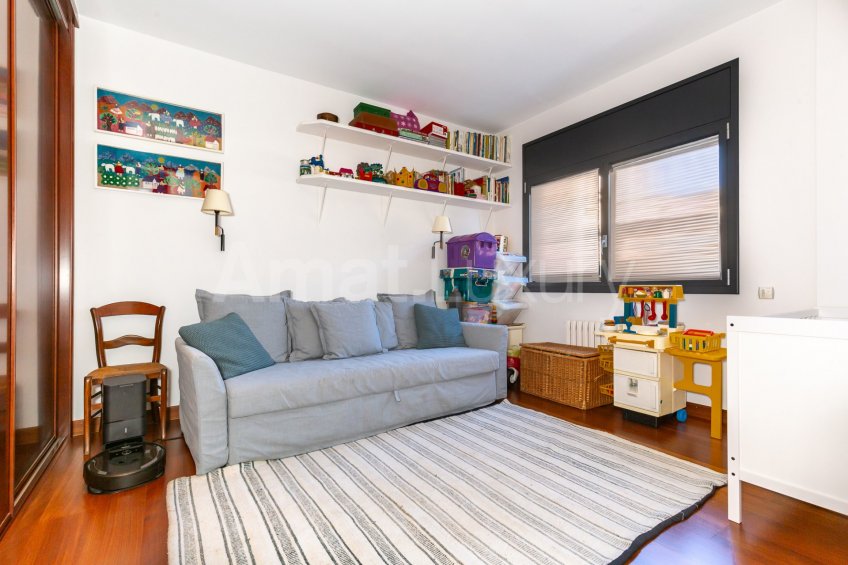 Extraordinaria casa de alto standing en zona Rossinyol de Sant Cugat -21