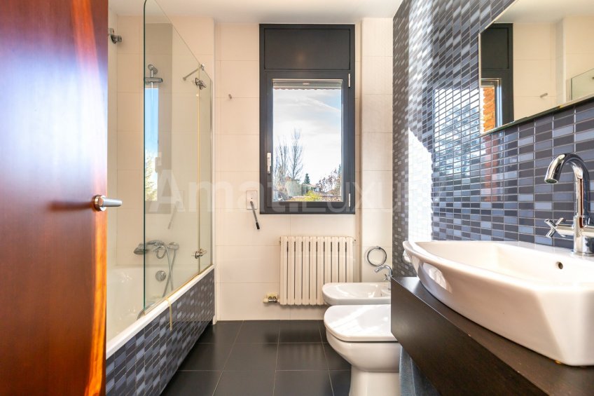 Extraordinaria casa de alto standing en zona Rossinyol de Sant Cugat -37