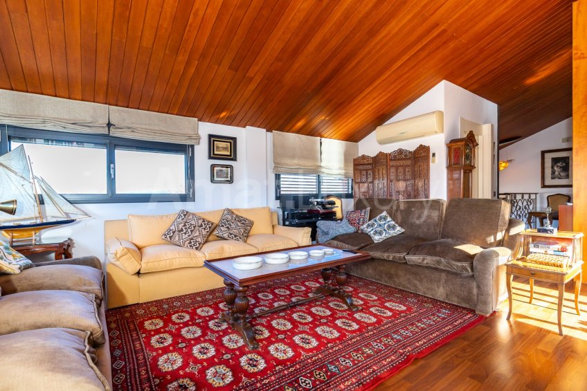 Extraordinaria casa de alto standing en zona Rossinyol de Sant Cugat -44