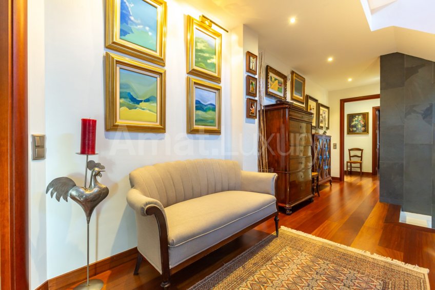 Extraordinaria casa de alto standing en zona Rossinyol de Sant Cugat -7