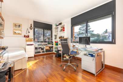 Extraordinaria casa de alto standing en zona Rossinyol de Sant Cugat -34