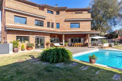 Extraordinary high-end house in the Rossinyol area of Sant Cugat -67