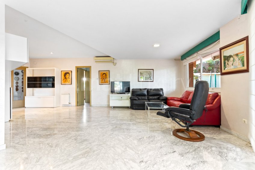 Chalet premium en zona residencial de Sant Just Desvern -9