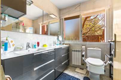 Chalet premium en zona residencial de Sant Just Desvern -15