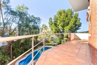 Chalet premium en zona residencial de Sant Just Desvern -42