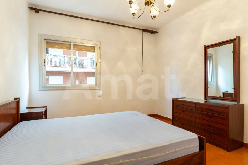 Oportunidad: piso compacto en Sants-Badal -14