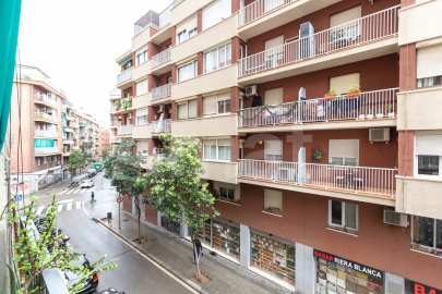 Oportunidad: piso compacto en Sants-Badal -19