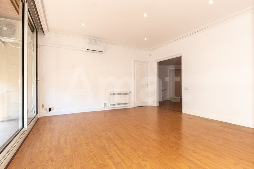 Ampli i lluminós pis de 5 dorm. al Putxet Farró -12