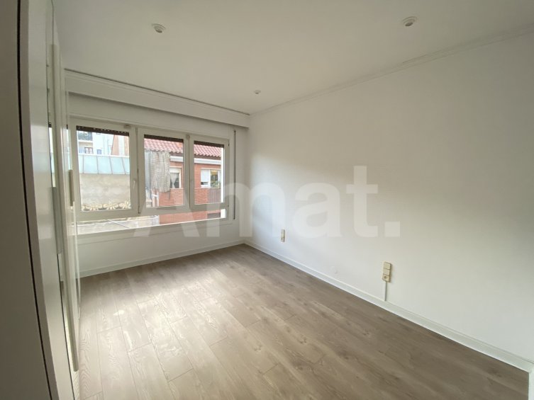 Ampli i lluminós pis de 5 dorm. al Putxet Farró -21