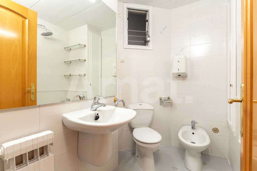 Ampli i lluminós pis de 5 dorm. al Putxet Farró -22