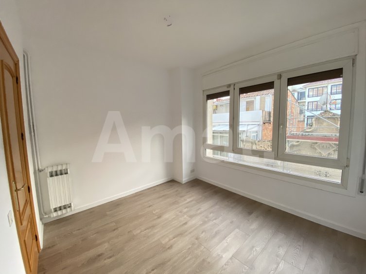 Ampli i lluminós pis de 5 dorm. al Putxet Farró -25