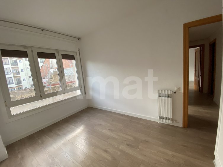 Ampli i lluminós pis de 5 dorm. al Putxet Farró -27