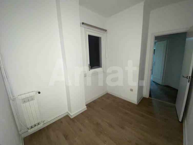 Ampli i lluminós pis de 5 dorm. al Putxet Farró -32