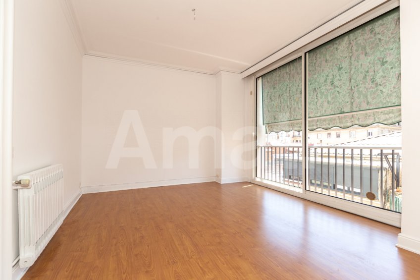 Ampli i lluminós pis de 5 dorm. al Putxet Farró -9