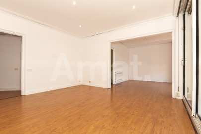 Ampli i lluminós pis de 5 dorm. al Putxet Farró -8