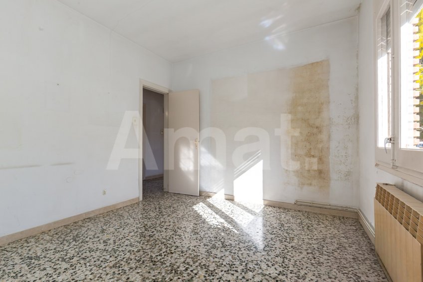 Central townhouse with fantastic views -13