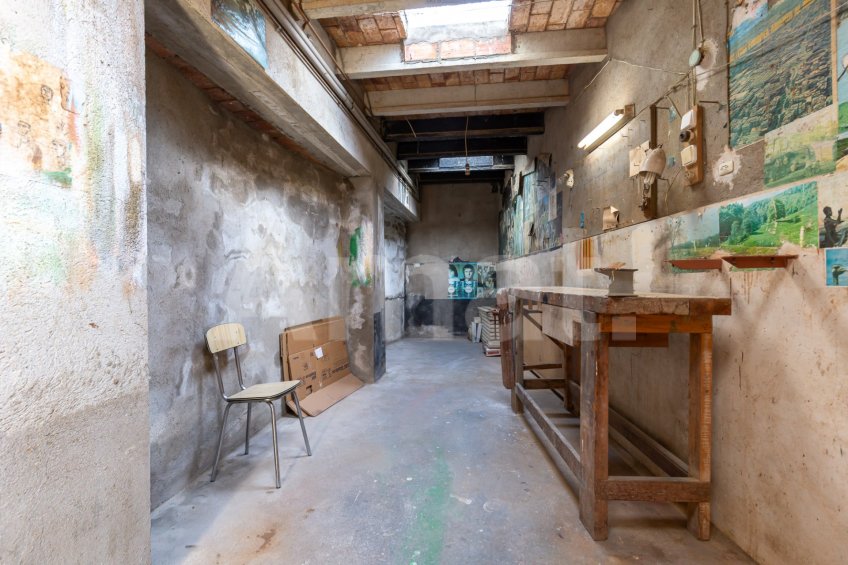 Central townhouse with fantastic views -38