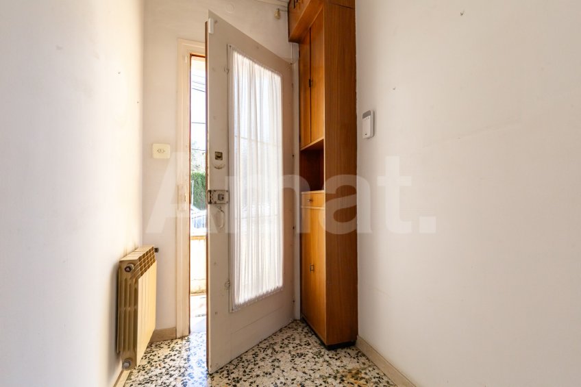 Central townhouse with fantastic views -5