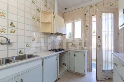 Central townhouse with fantastic views -11