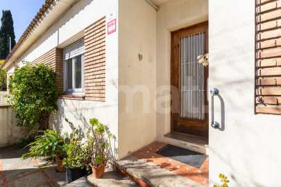 Central townhouse with fantastic views -35