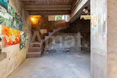 Central townhouse with fantastic views -41