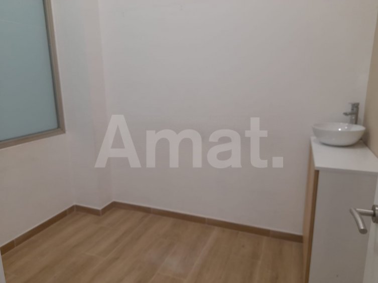 Local comercial seminuevo, en la carretra, al lado de Torreblanca -9