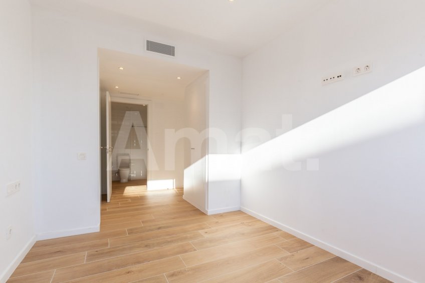 FINESTRELLES-II Brand new 2-bedroom flat with terrace and pool -17