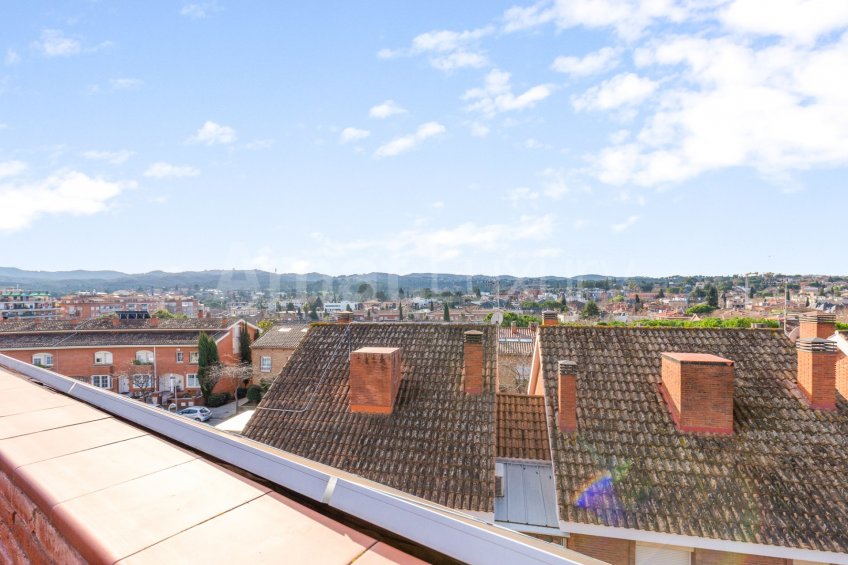 Excepcional casa adossada amb ascensor, al Parc Central -42