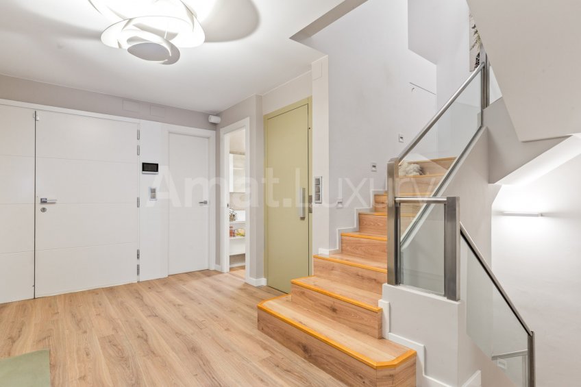 Excepcional casa adossada amb ascensor, al Parc Central -5