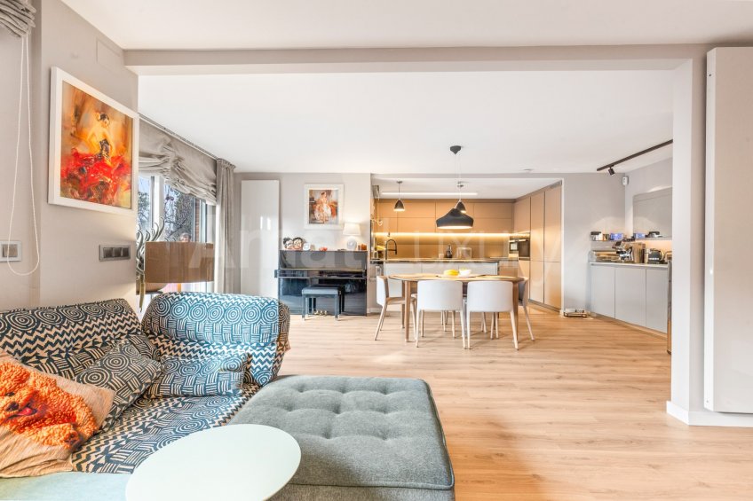 Excepcional casa adossada amb ascensor, al Parc Central -9