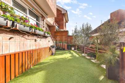 Excepcional casa adossada amb ascensor, al Parc Central -15