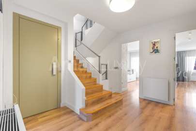 Excepcional casa adossada amb ascensor, al Parc Central -19