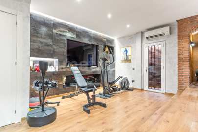 Excepcional casa adossada amb ascensor, al Parc Central -48