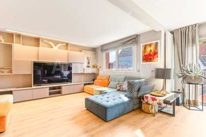 Excepcional casa adossada amb ascensor, al Parc Central -8