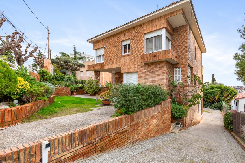 Amplia casa unifamiliar a Bell Soleig