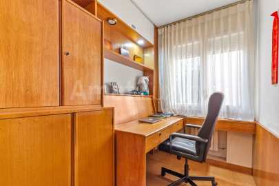 Amplia casa unifamiliar a Bell Soleig -14