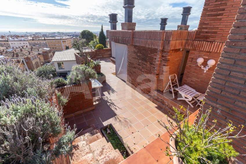 Una joya. Céntrico ático con vistas al mar -22