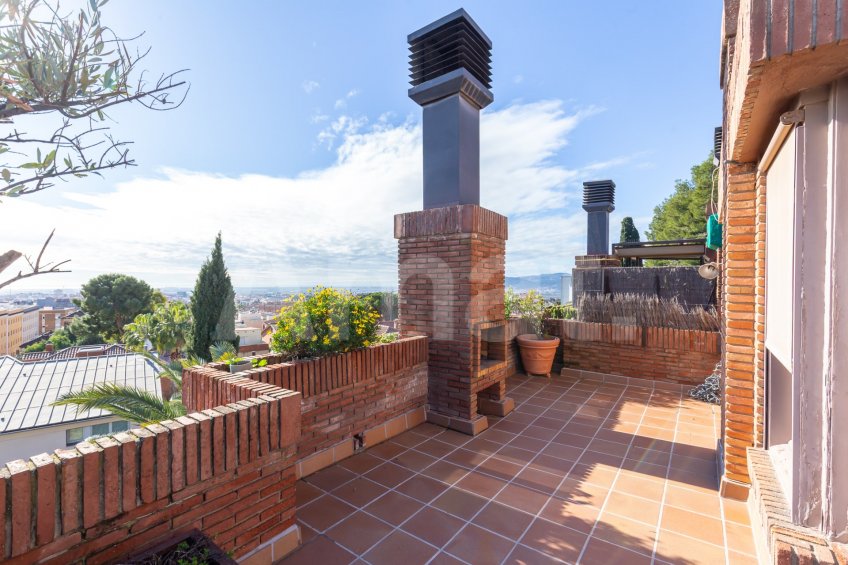 Una joya. Céntrico ático con vistas al mar -5