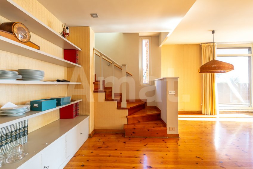 Una joya. Céntrico ático con vistas al mar -7