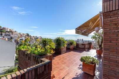 Una joya. Céntrico ático con vistas al mar -17