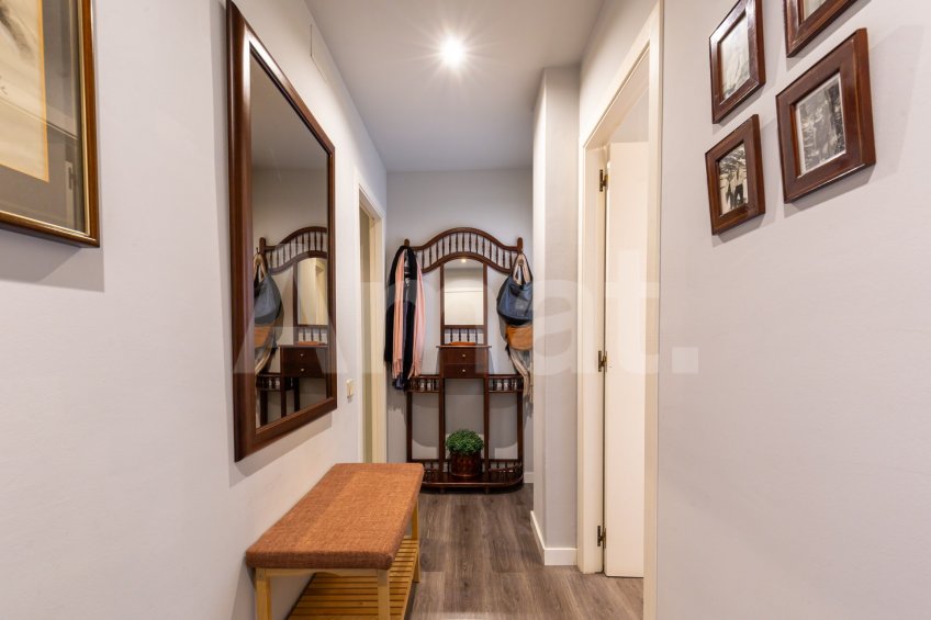 Bright penthouse with terrace and parking, in Guinardó -30