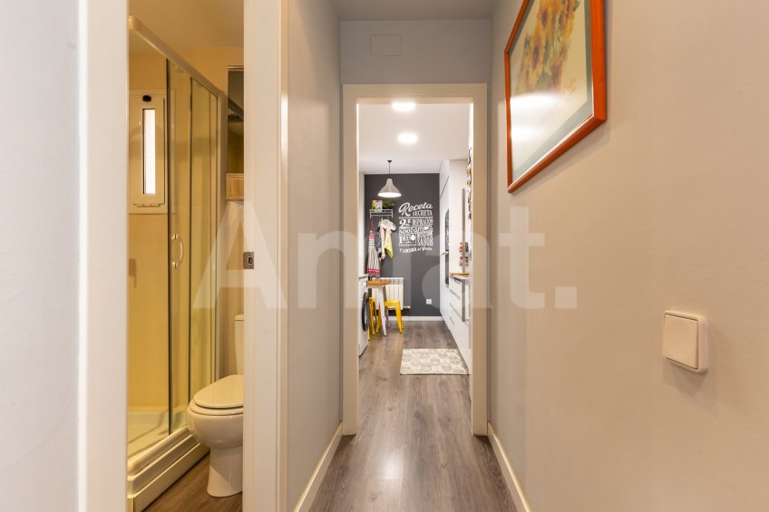 Bright penthouse with terrace and parking, in Guinardó -31