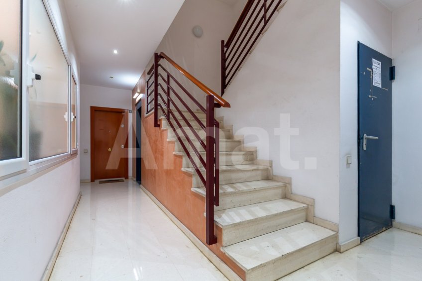 Bright penthouse with terrace and parking, in Guinardó -38