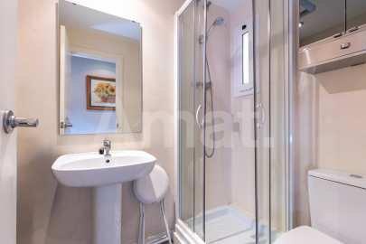 Bright penthouse with terrace and parking, in Guinardó -29