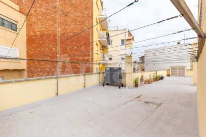 Bright penthouse with terrace and parking, in Guinardó -34