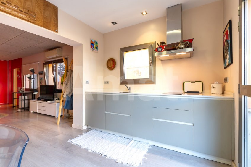 Renovated multi-family house, in La Miranda, with views -47